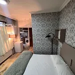 Apartment Easeinn *